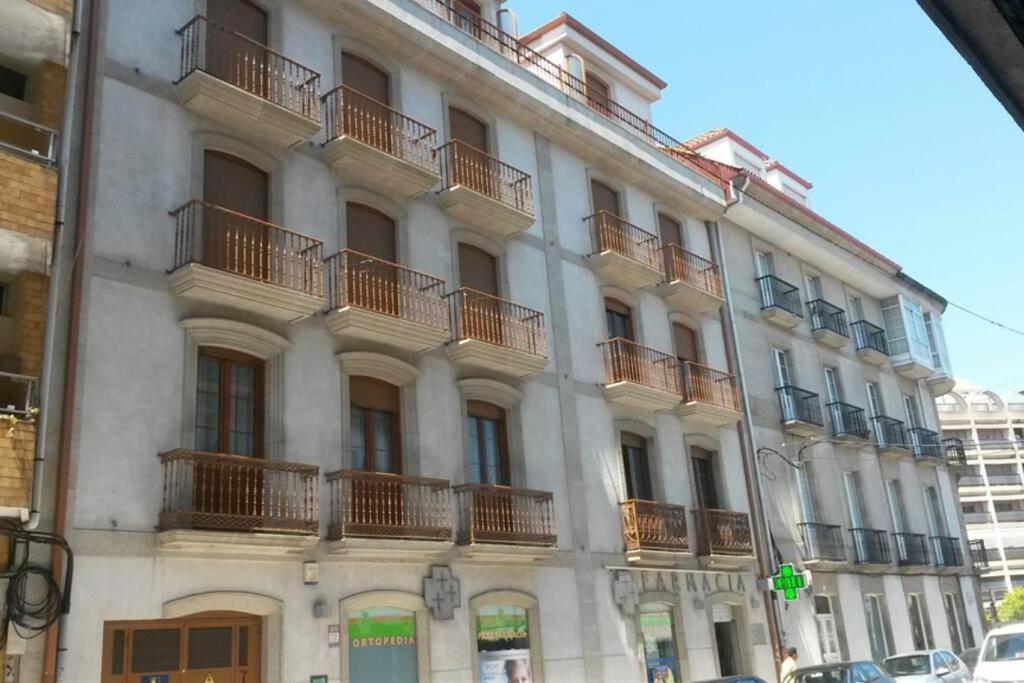 Alojamiento Rey Davina Apartment Vilagarcia de Arousa Exterior photo