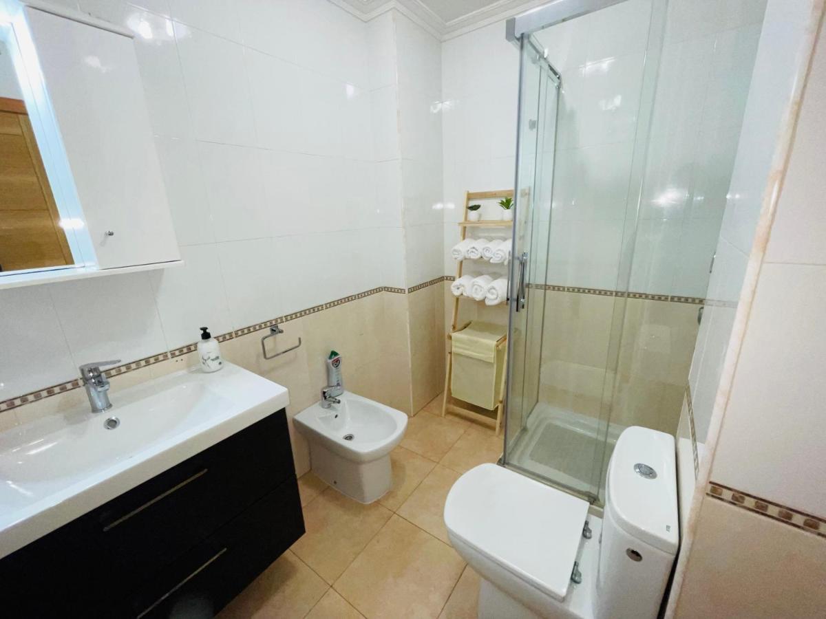 Alojamiento Rey Davina Apartment Vilagarcia de Arousa Exterior photo